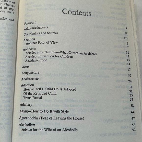 ANN LANDERS Encyclopedia  A to Z - Volume 1 - Picture 8 of 8